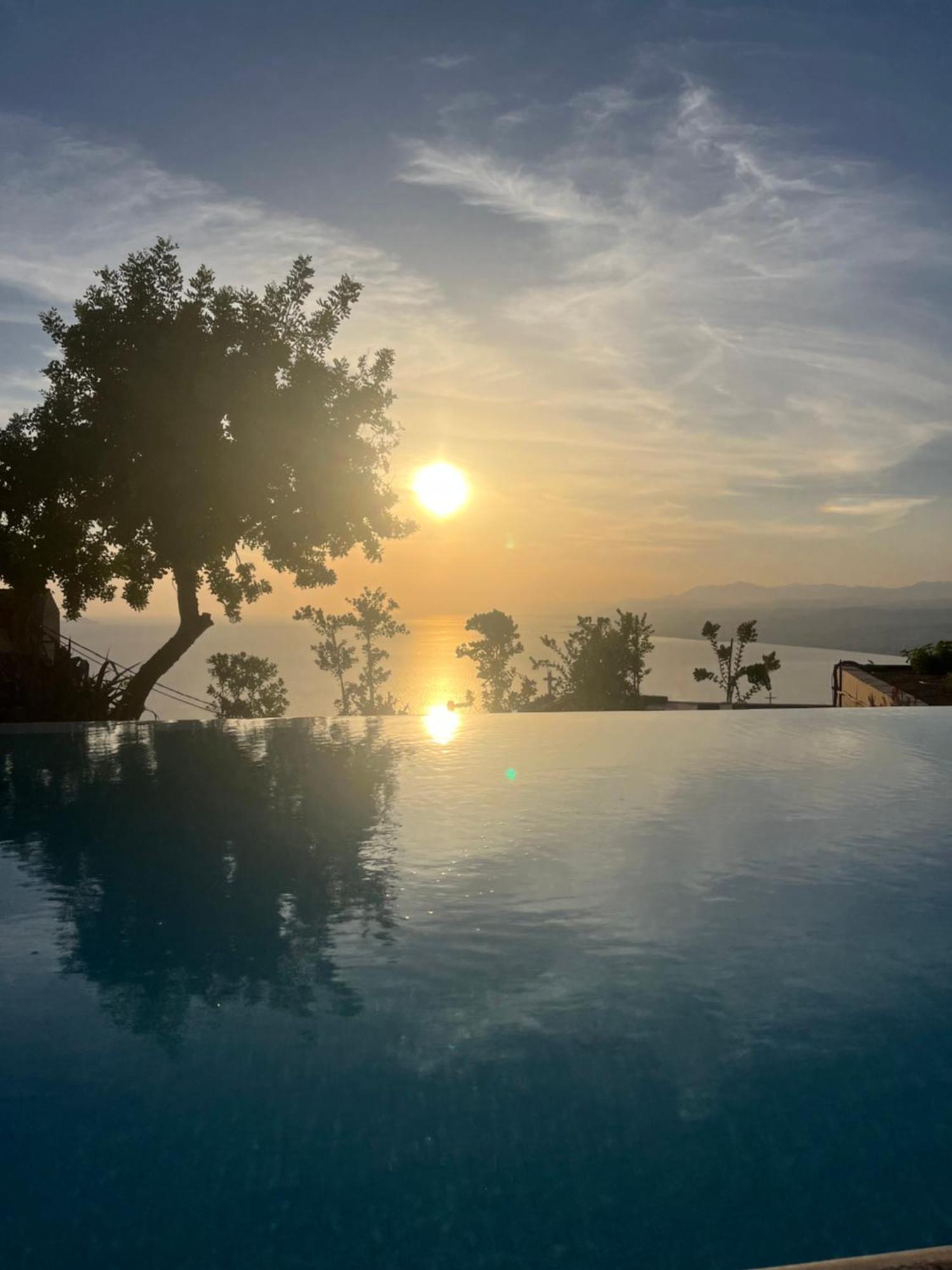 Plethora Luxury Suites Ροδιά Εξωτερικό φωτογραφία